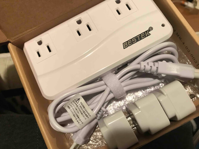プーケット旅行の電源 コンセント事情 変圧器 変換プラグは必要 コレを持っていこう